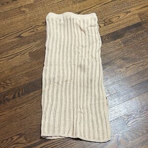 Knitted long skirt